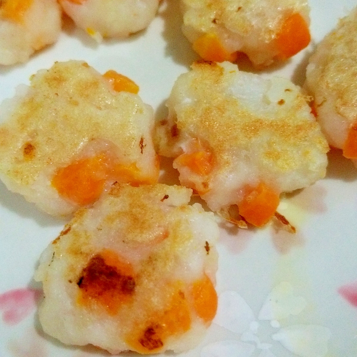手づかみ離乳食 白身魚とにんじんのおやき レシピ 作り方 By さとmin 楽天レシピ 手づかみ離乳食 白身魚とにんじんのおやき レシピ 作り方 By さとmin 楽天レシピ